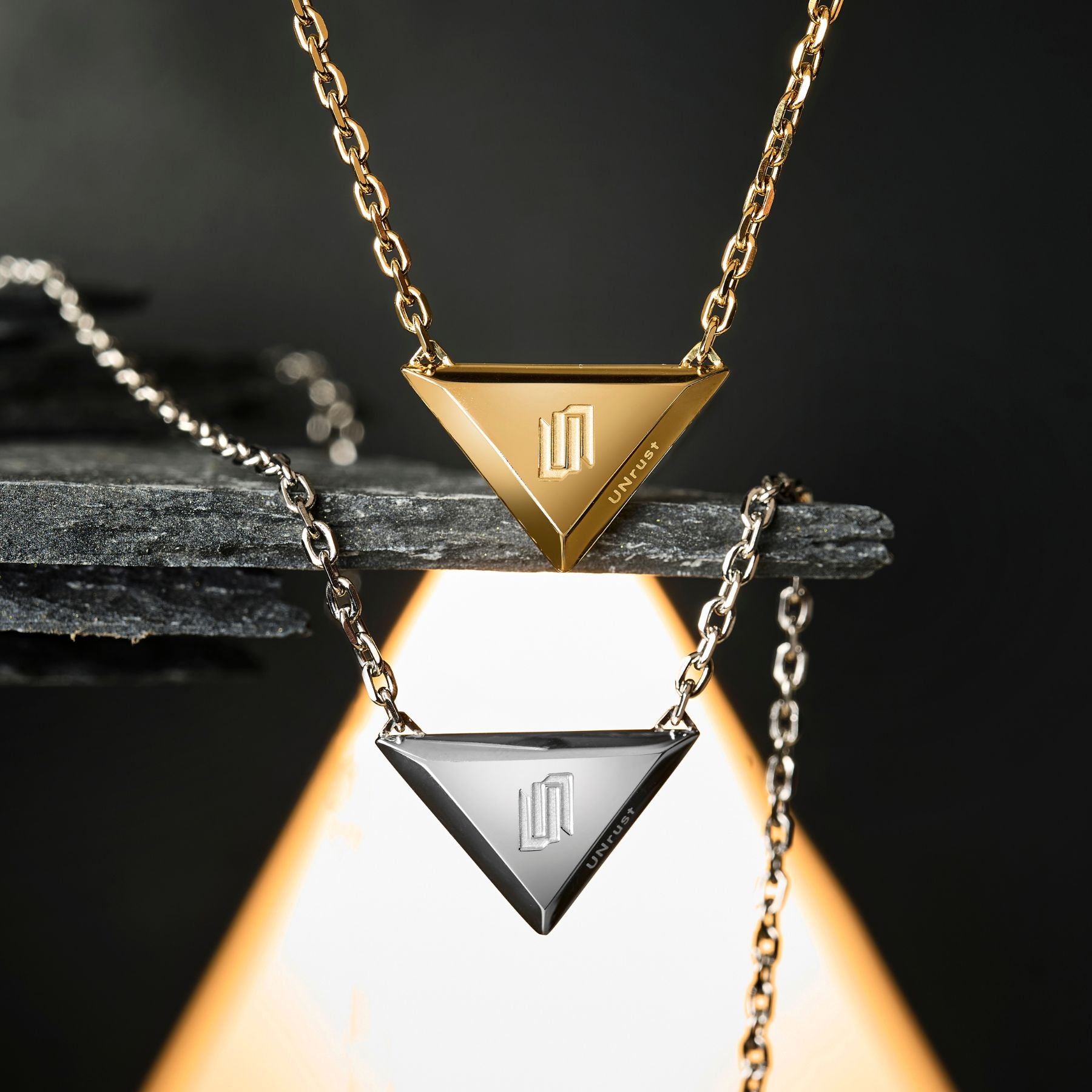 UNrust アンラスト Delta デルタ 磁気ネックレス ゴールド シルバー 商品