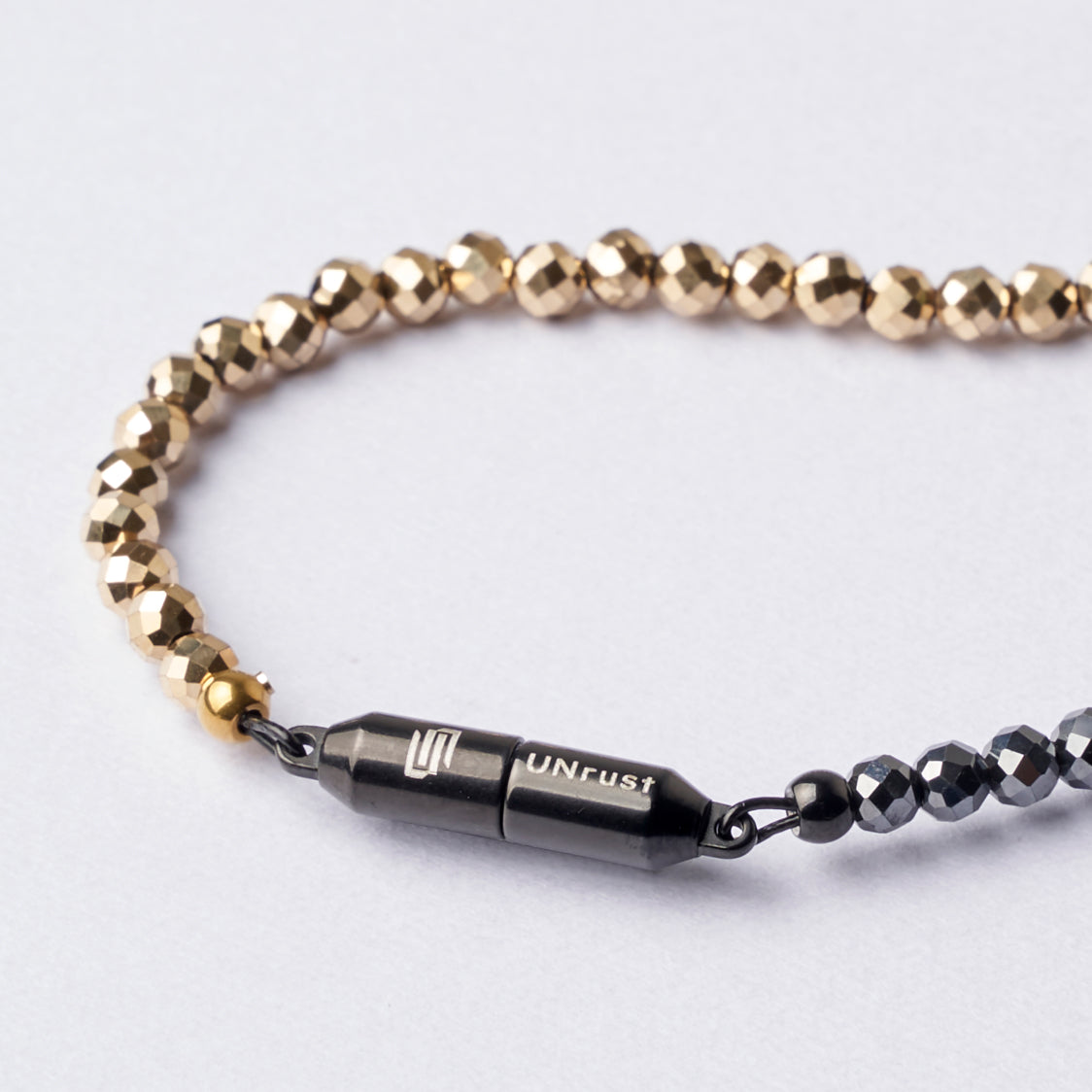 UNrust (アンラスト) Luminous-ルミナス- ネックレス