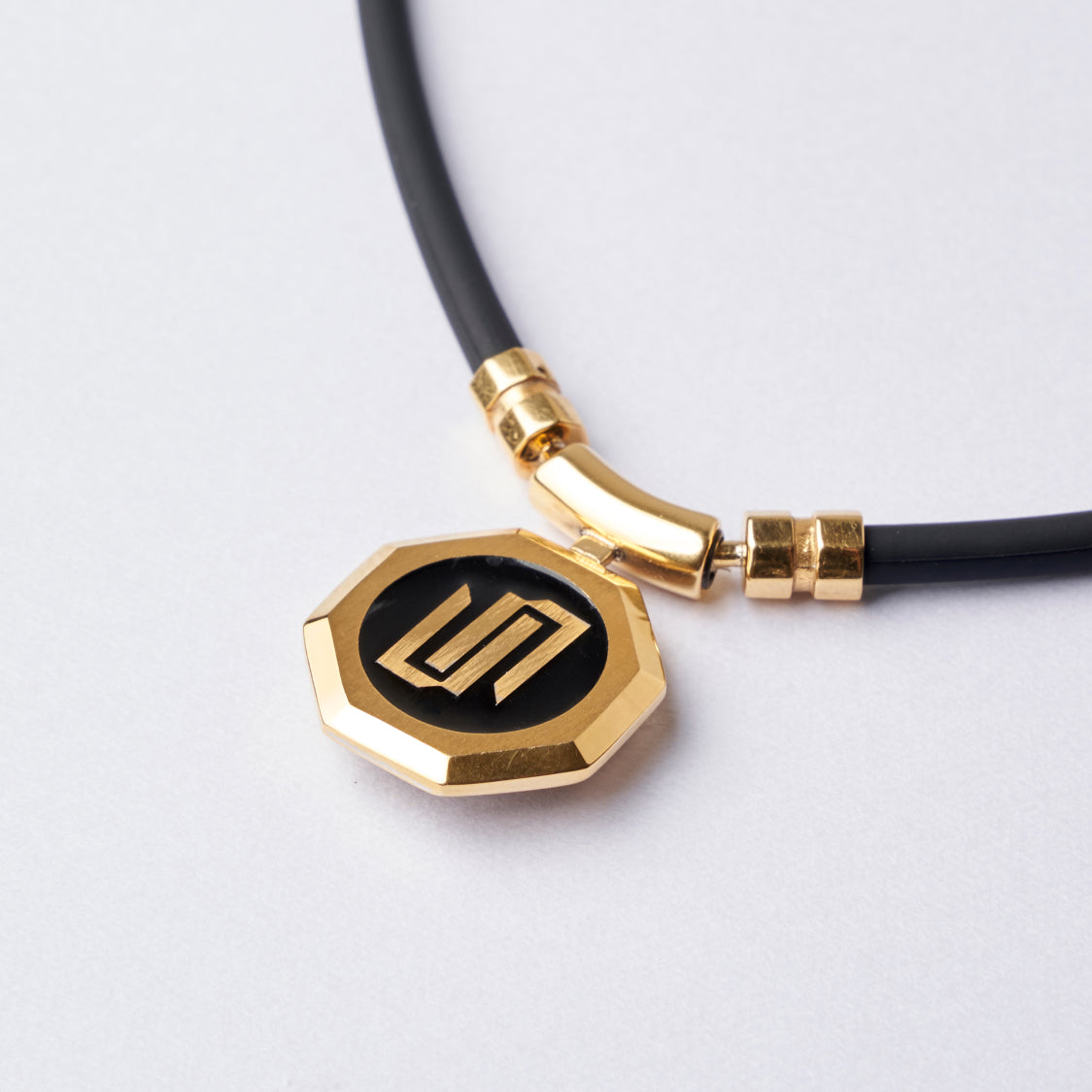 UNrust (アンラスト) Ray-レイ- ループ