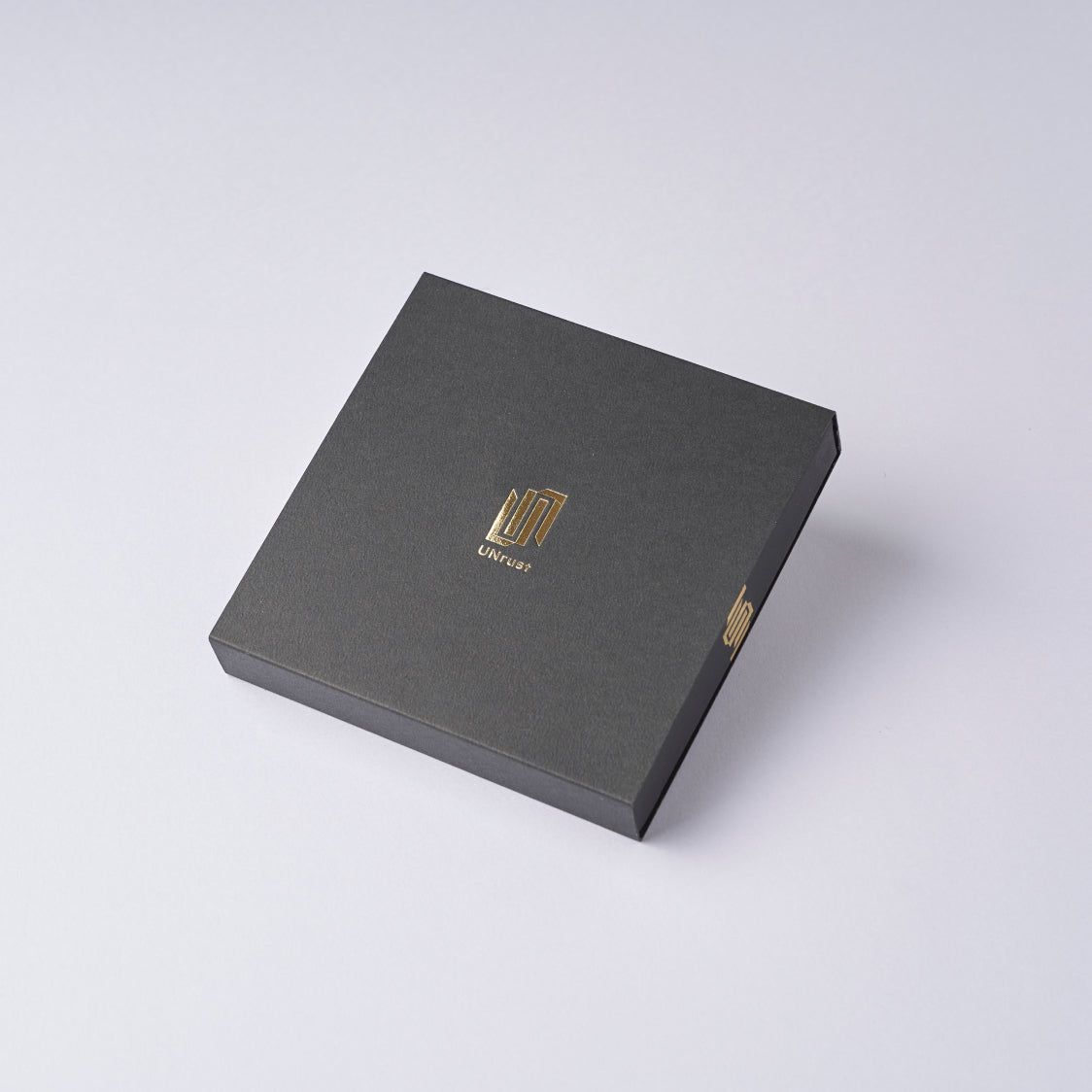 UNrust (アンラスト) Ray-レイ- ループ