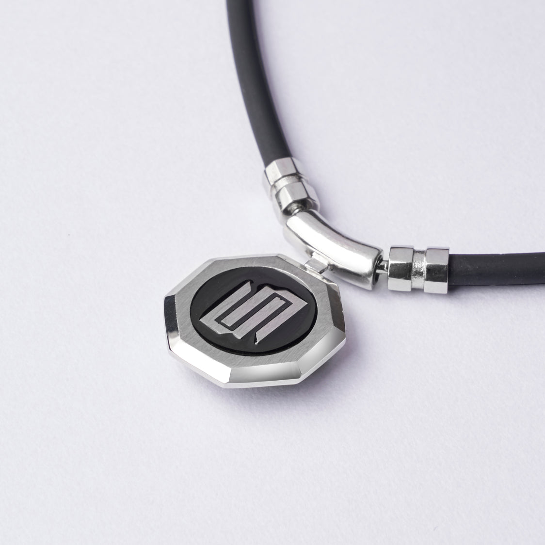 UNrust (アンラスト) Ray-レイ- ループ